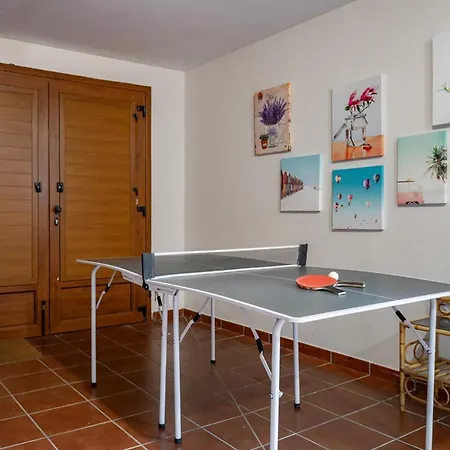 Chalet Casa Entrecinas En *