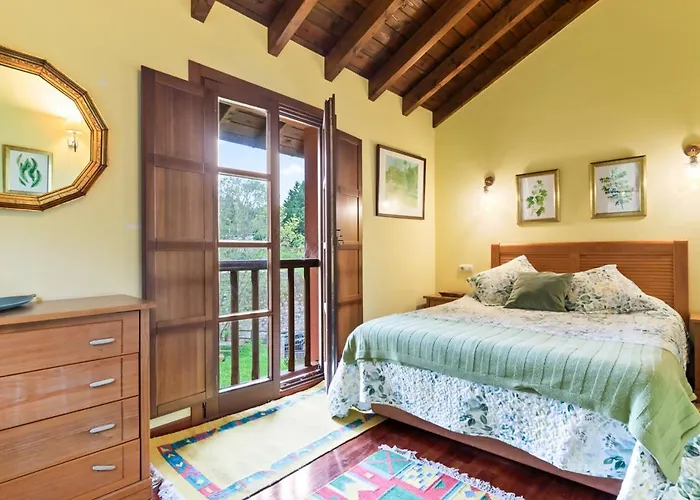 Casa Entrecinas En * Collera