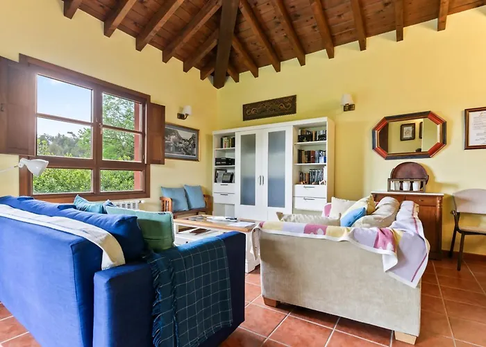 Casa Entrecinas En Domek alpejski